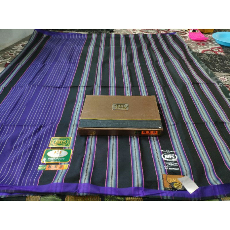 sarung bhs kes hitam limited sutra spunsilk
