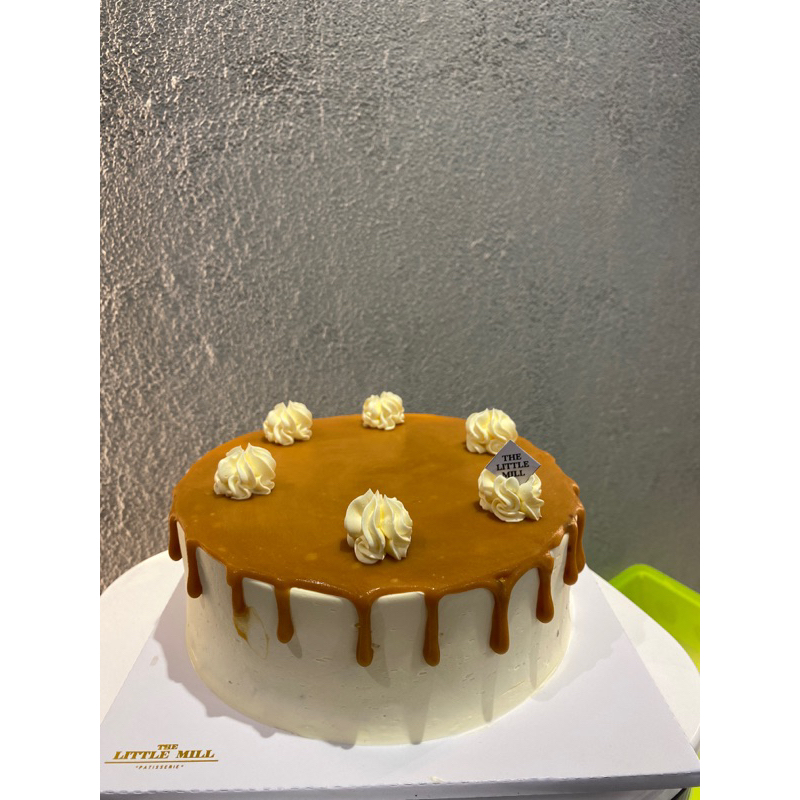 

Claire Cake