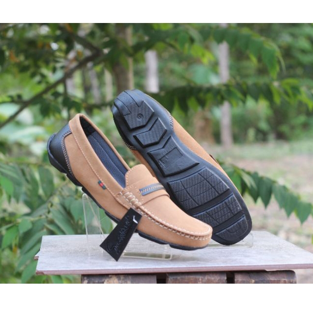 SEPATU MOCCASINS LOAFERS SLIP ON PRIA KEREN MURAH TERBARU BERKUALITAS BERGARANSI
