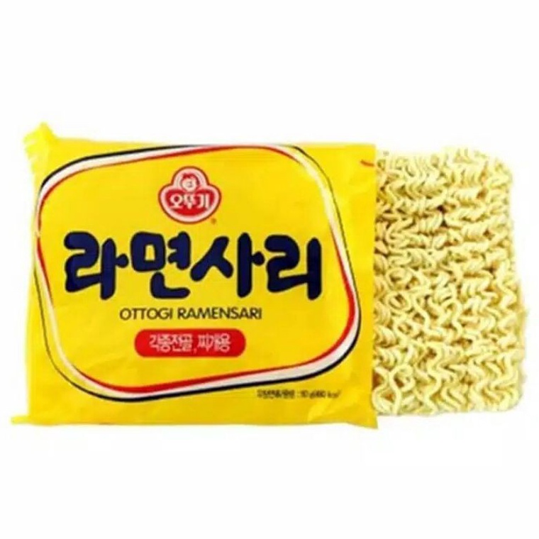 

SUPER DISKON Ramen Sari Plain Instant Noodle Mi Kering Instan Tanpa Bumbu 11gr
