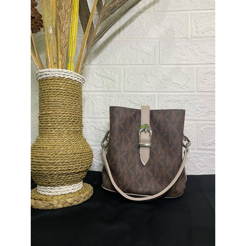 tas selempang wanita mini mk