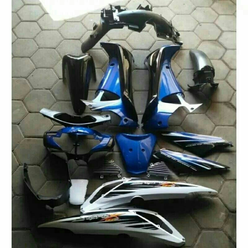 COVER FULL SET BODY HALUS KASAR PLUS LIST STRIPING HONDA SUPRA X 125 LAMA 2005 2007 BIRU PUTIH