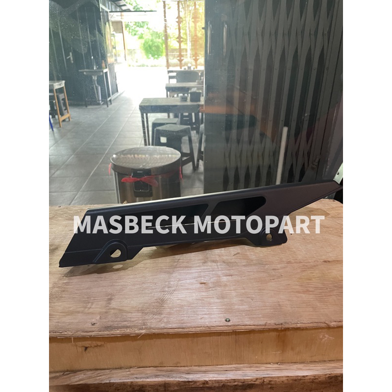 tutup rantai Satria Fu