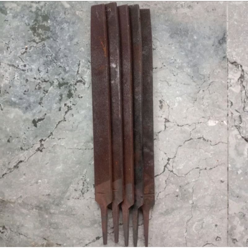 kikir bekas untuk bahan pandai besi