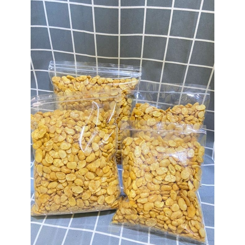 

kacang koro kupas sedikit asin 1 kg