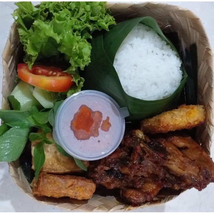 

COD Paket Nasi Besek Back To Nature