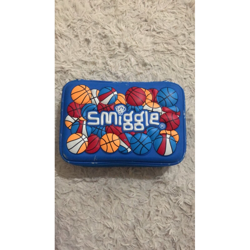 

kotak pensil anak smiggle