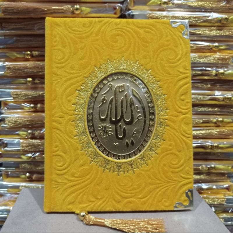 Buku Yasin Hardcover 192 halaman Artpaper Siku Rumbai