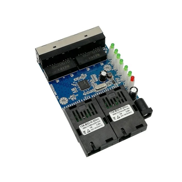 MEDIA CONVERTER 2 FO 4 LAN