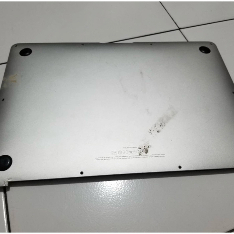 Lower Case Macbook Air 13" A1369 (Mid 2011) - second