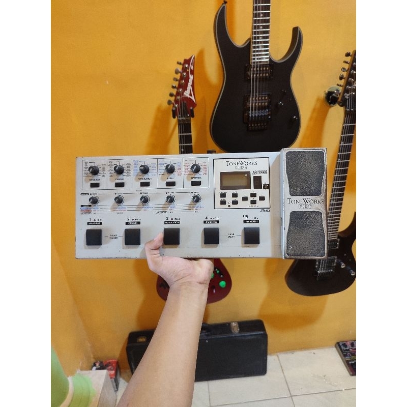 KORG AX 1000 G