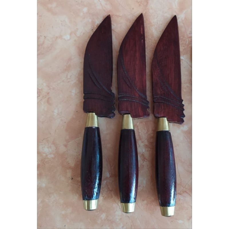 Pisau Bali / Tiyuk Metuasan