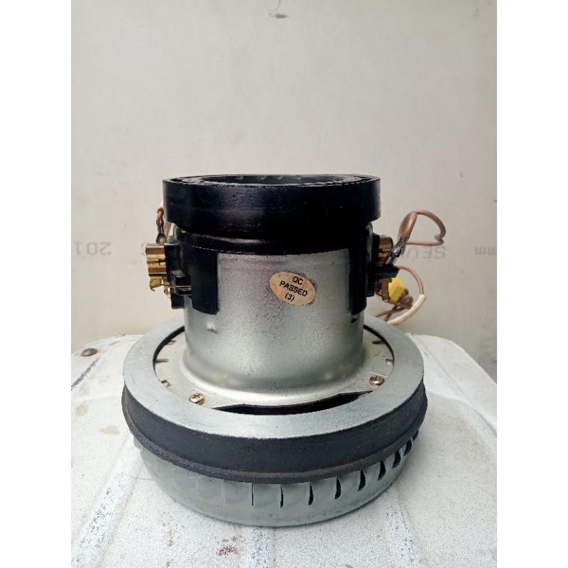 mesin motor penyedot debu