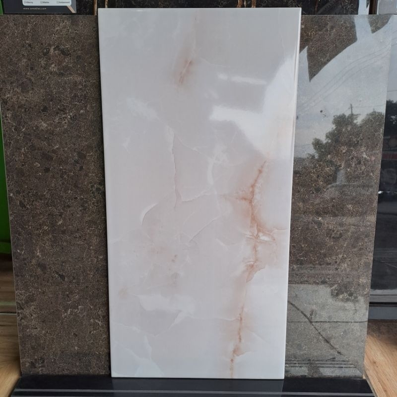 Keramik Dinding Onyx Mulia Signature 30x60 CORDOVA GRIS