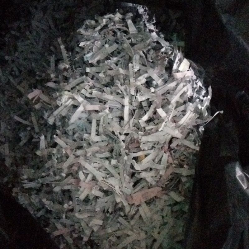 

Potongan kertas perkg