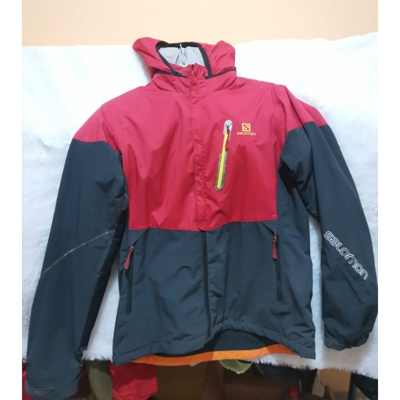 Jaket Gunung Outdoor Hiking Salomon