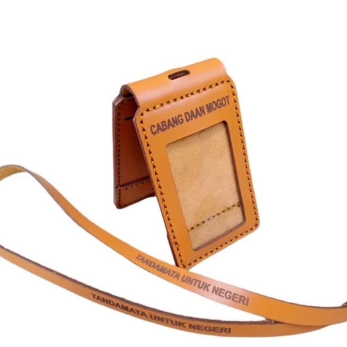 

Name Tag Holder Kulit Custom - ID Card Holder Kulit Asli Custom - Name Tag Lipat