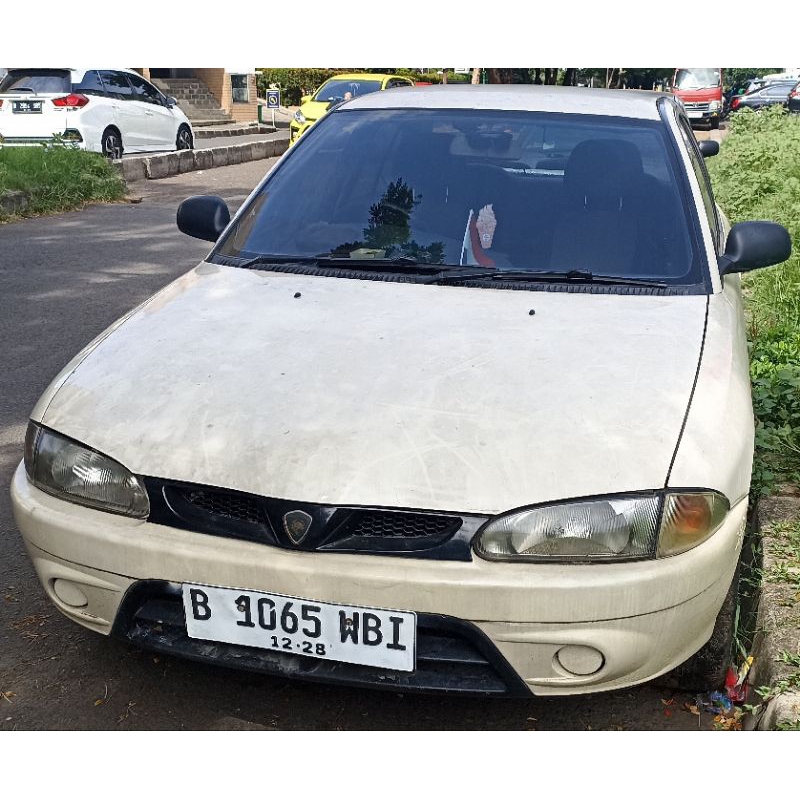 Mobil Proton Wira 2005