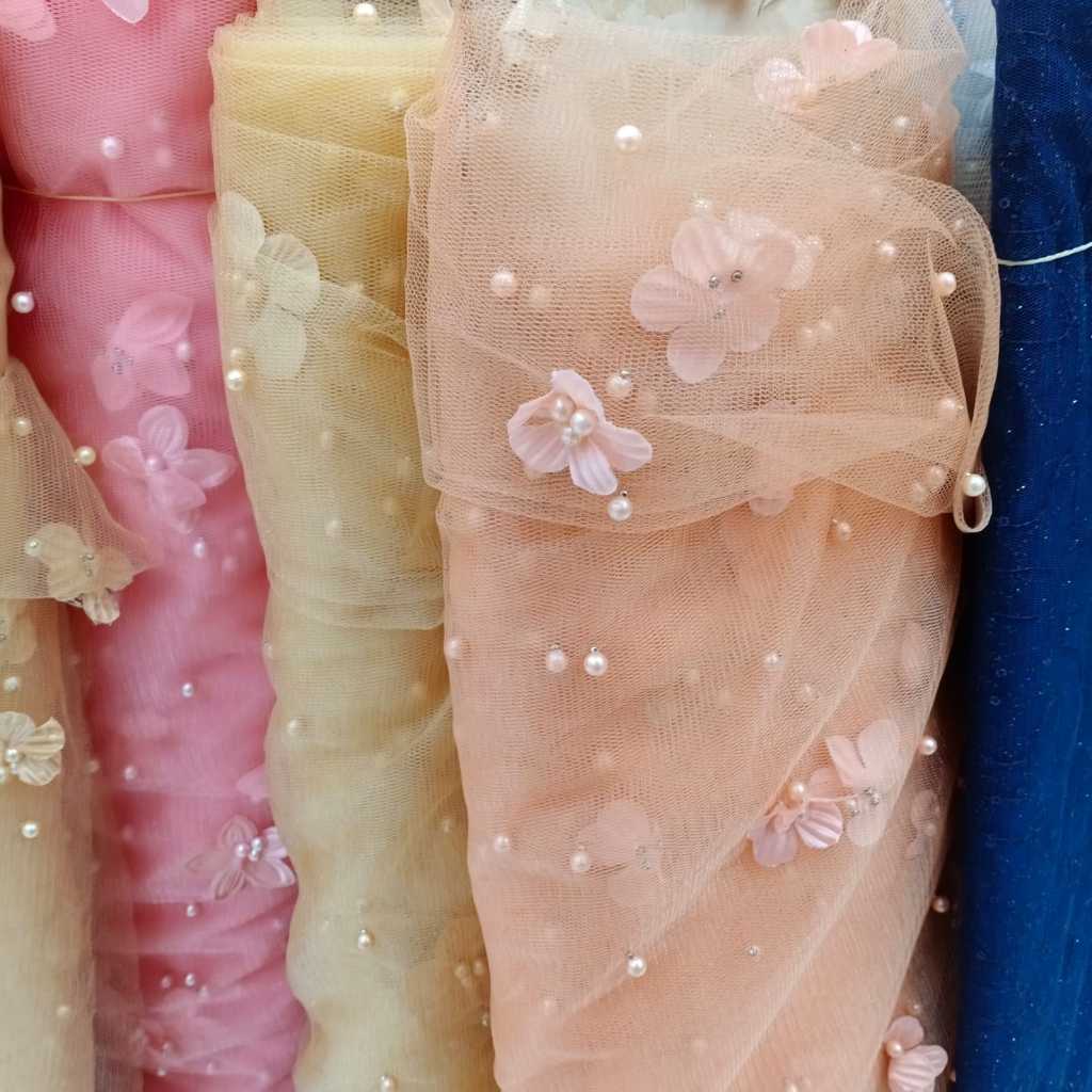 Kain Tile mutiara sakura