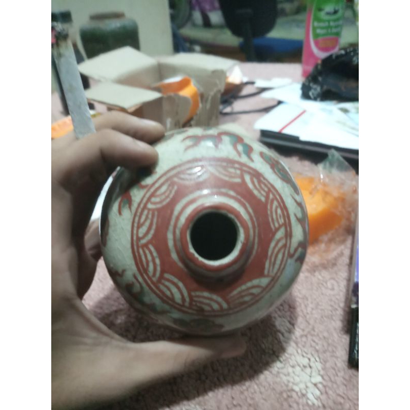 guci/vase bunga antik dan kuno