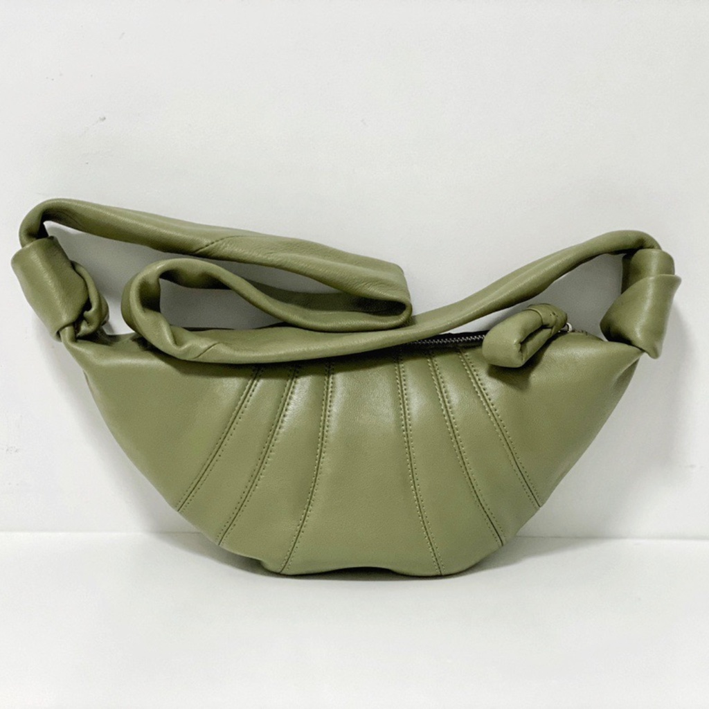 【 High Quality 】 Lemaire Croissant pure sheepskin shoulder bag, high quality, suitable for armpits