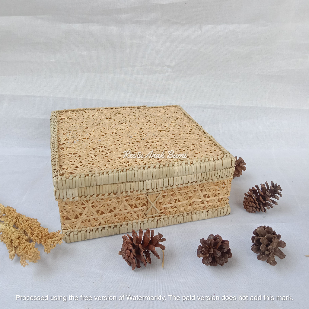 

(B034) Box Hampers Motif Truntum Natural l Box Hantaran l Hantaran Nikahan l seserahan l hampersl truntuml box bambu