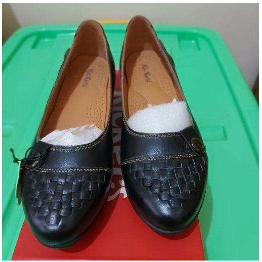 Kickers sepatu kerja Wanita Kulit warna hitam size 38 flat shoes women sepatu wanita