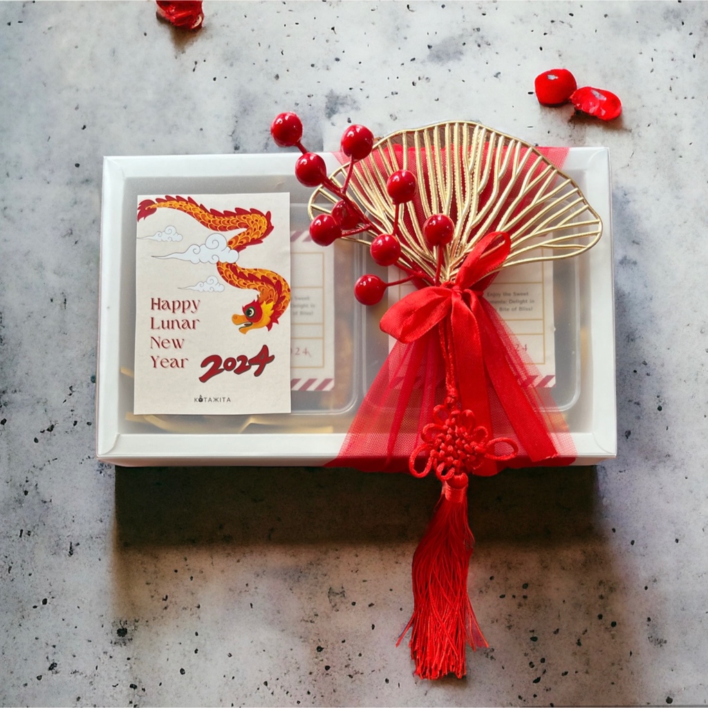 

[ CNY HAMPERS ] SET 2 HAMPERS IMLEK PARSEL CHINESE NEW YEAR GIFT BOX KUE KERING