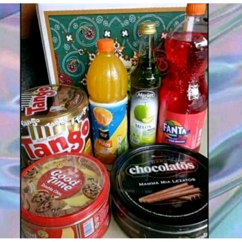 

Paket Hampers Lebaran Kue Kaleng Paket E