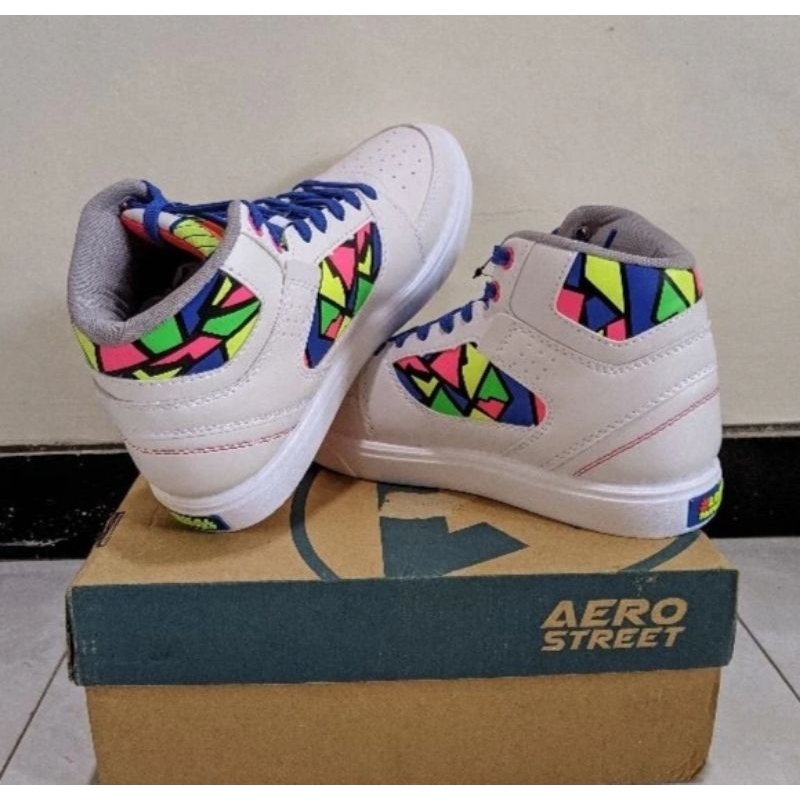 (ORIGINAL BNIB) aerostreet hoops high volt