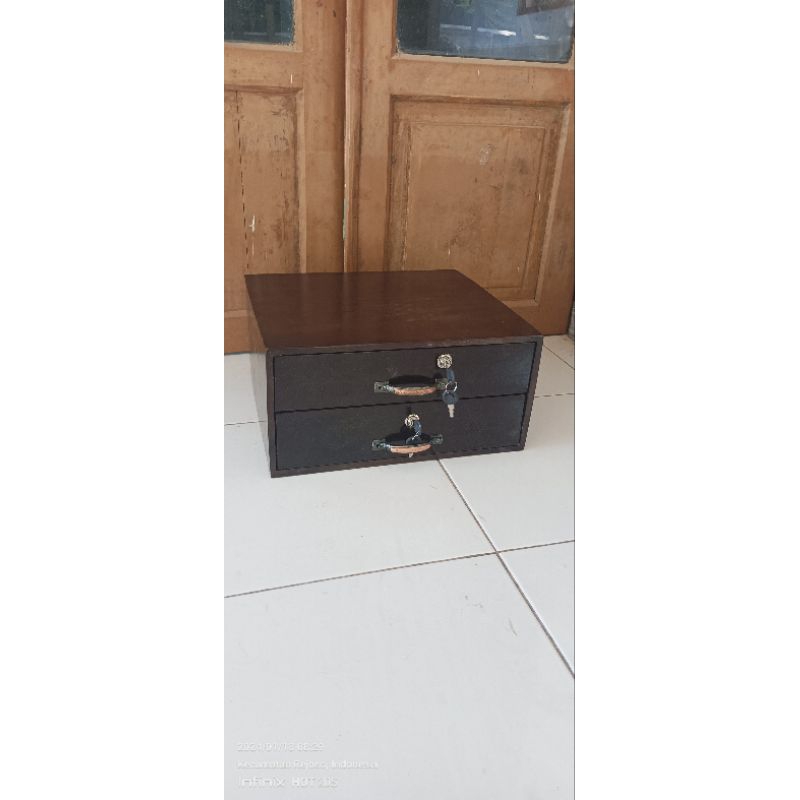 laci uang laci kasir skat 8 susun dua dari kayu jati yg finishing glossy