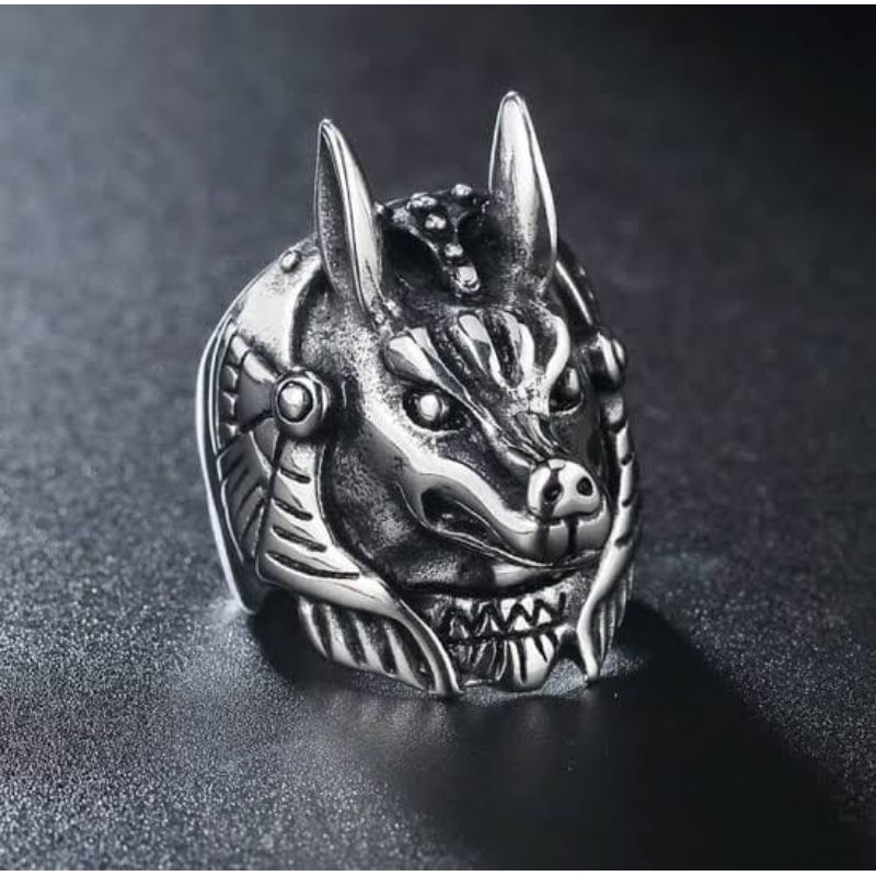 Cincin Kepala Serigala Dewa Anubis