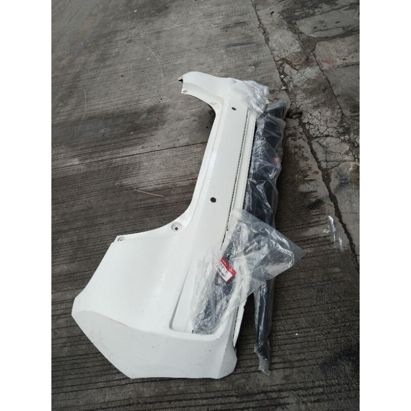 bemper bumper belakang jazz gk5 facelift komplit