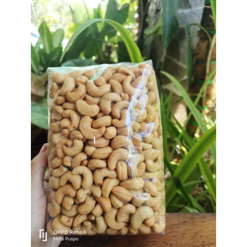 

kacang Mede super 1kg
