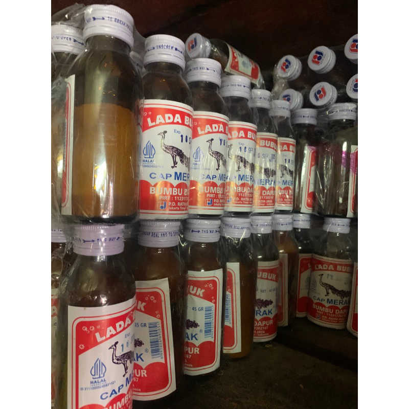 

Lada Bubuk Botol Cap Merak 1 Pak isi 12 botol x 45 gram