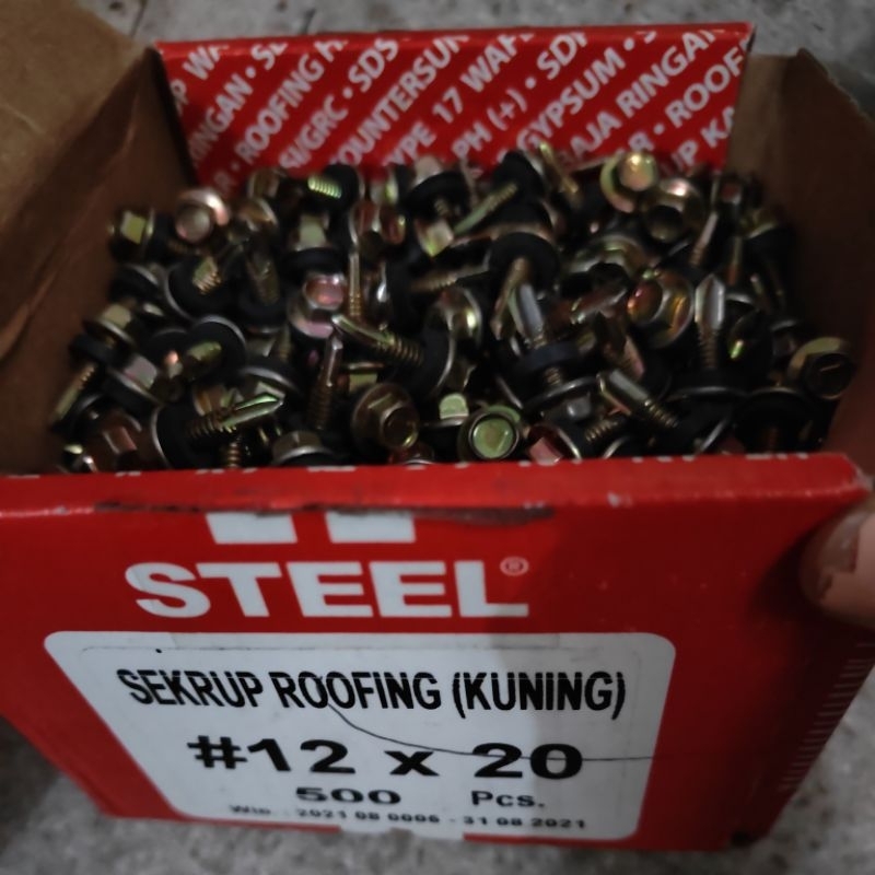 sekrup baja ringan 12x20 roofing +karet/sekrup roofing 12x20 + karet/baut rooting/ sekrup baja ringa
