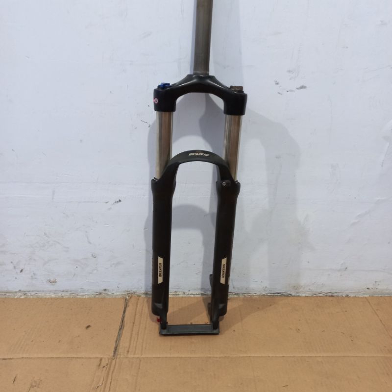 FORK MTB SR SUNTOUR XCR 27.5 LOCK OUT/DISC ONLY & PRELOAD