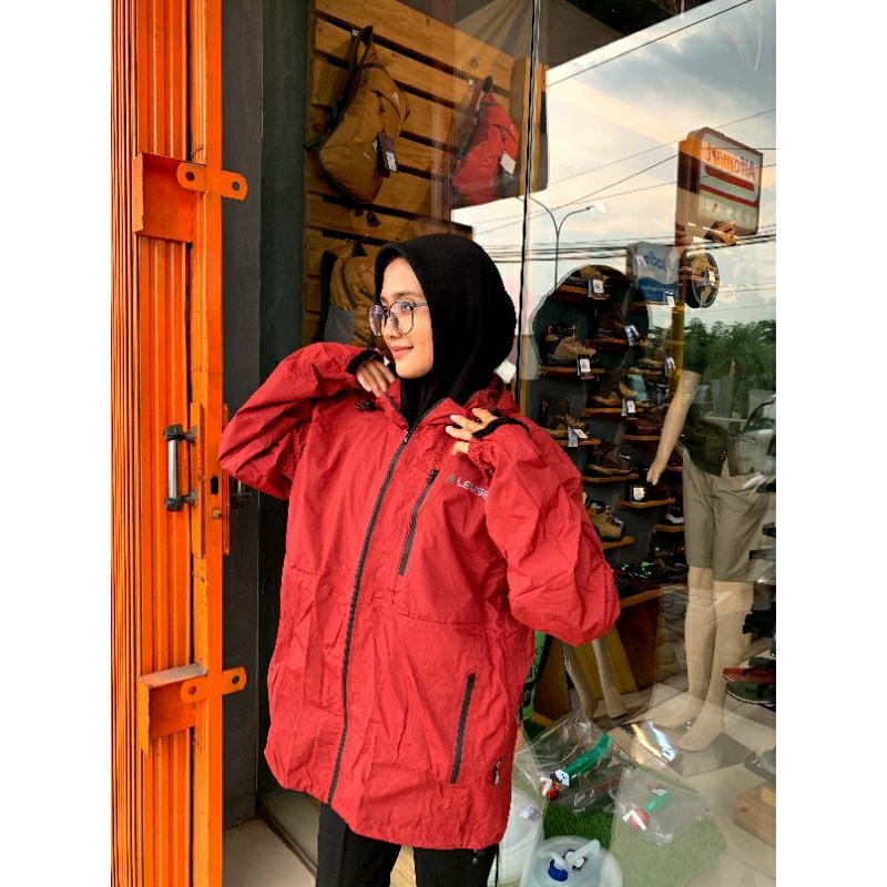 RAIN JAKET LEUSER LAWA