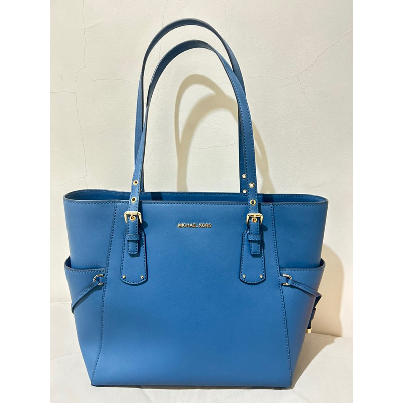 Tas Wanita Michael Kors tote Voyager biru