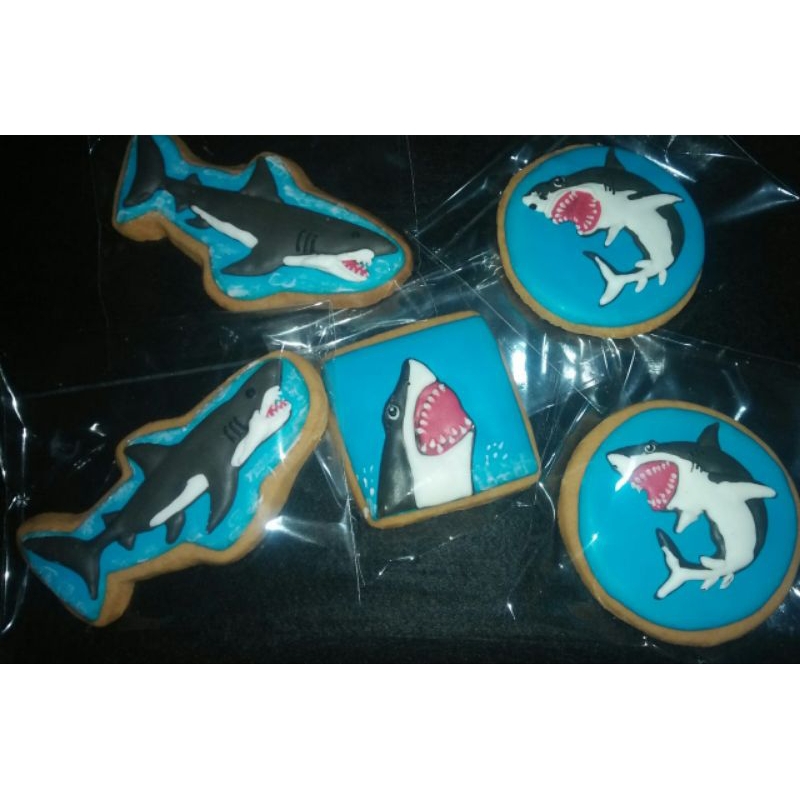 

Custom Cookies +-10 cm