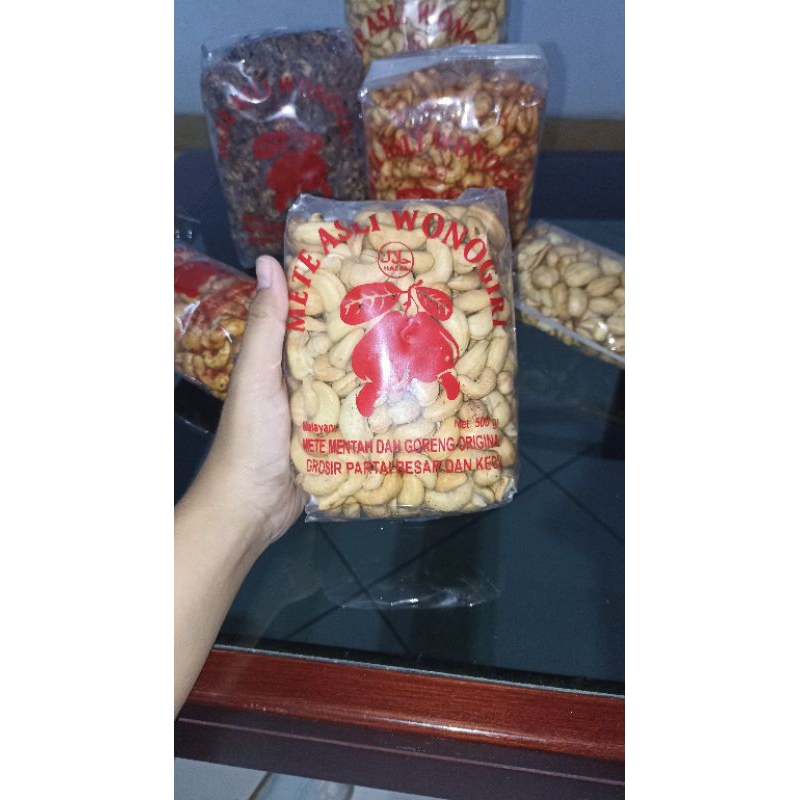 

KACANG METE GORENG 500g