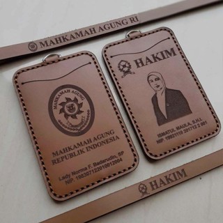 

Lanyard ID Card Kulit - Name Tag Kulit Asli Custom - ID Card Holder Kulit Custom Nama