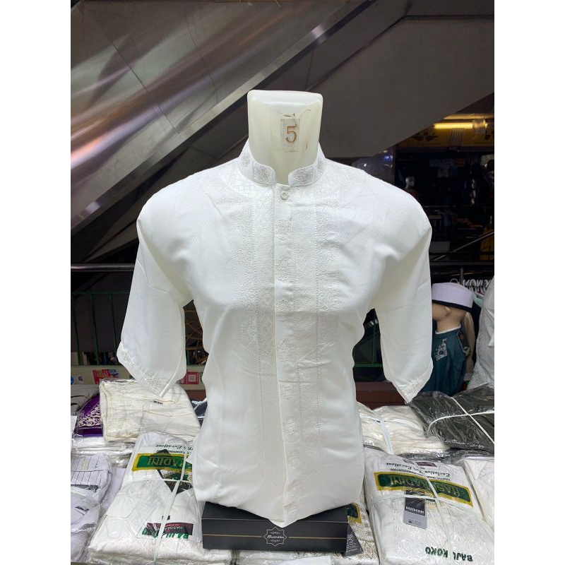 baju Koko putih semi sutra bordir lengan pendek/Koko pria semi sutra lengan pendek senada