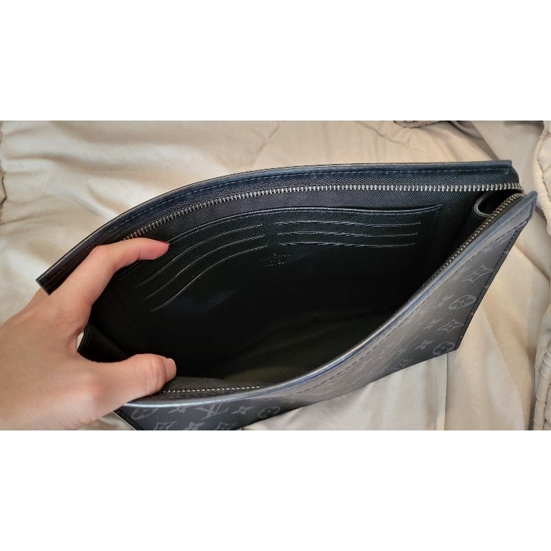 Pochette Voyage MM Monogram Eclipse