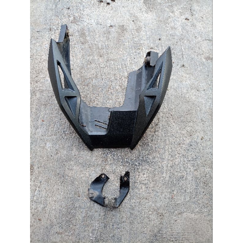 Cover Mesin Honda New CB150R V2 ,Undercowl 64322-K15-930 HITAM DOF ORI COPOTAN (BEKAS)