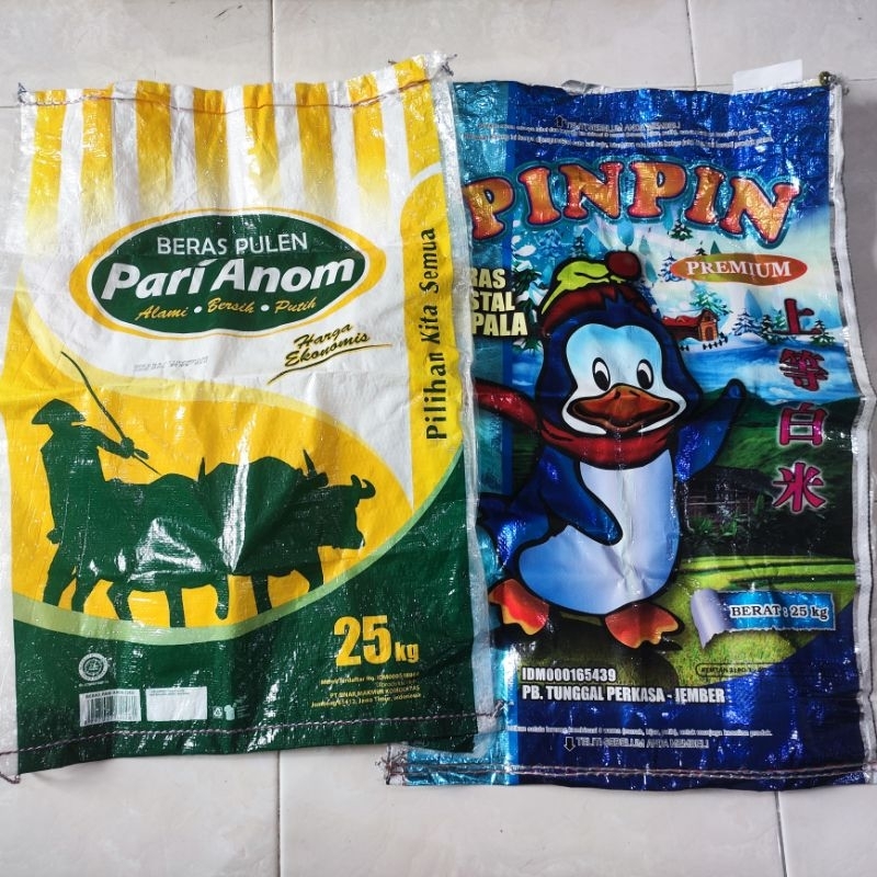 Karung Bekas Beras 20-25kg Random