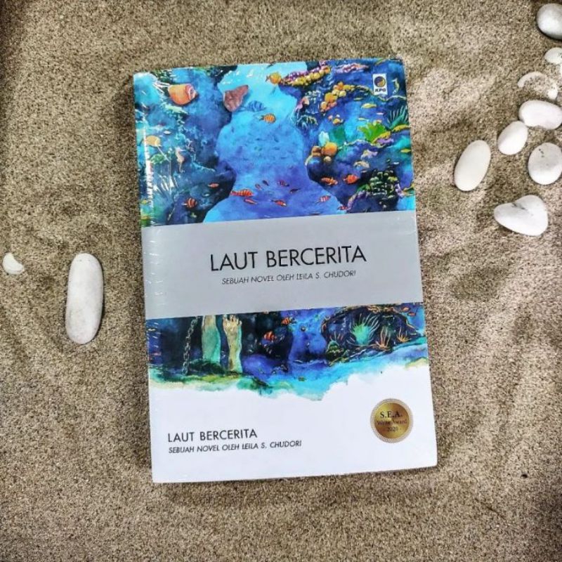 NOVEL LAUT BERCERITA