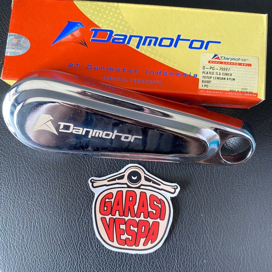 Tutup Ayun Plat B Vespa PX Super Sprint Danmotor Original – Cover Ayun Vespa Chrome Ori PT Danmotor 