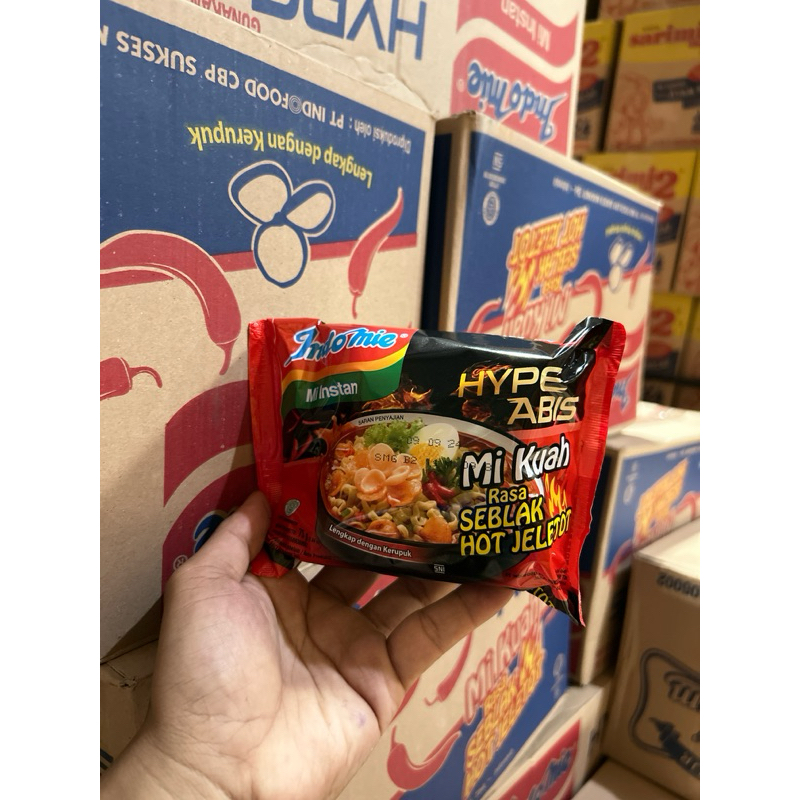 

Indomie seblak hot jeletot