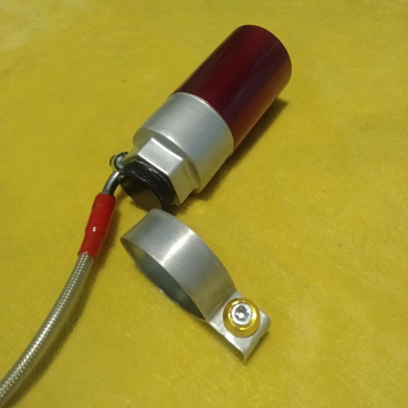 Replika tabung shock pisah